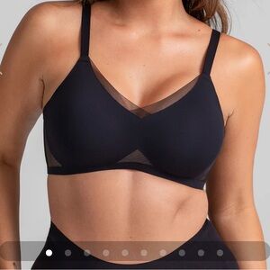 Honeylove Crossover Black Bra